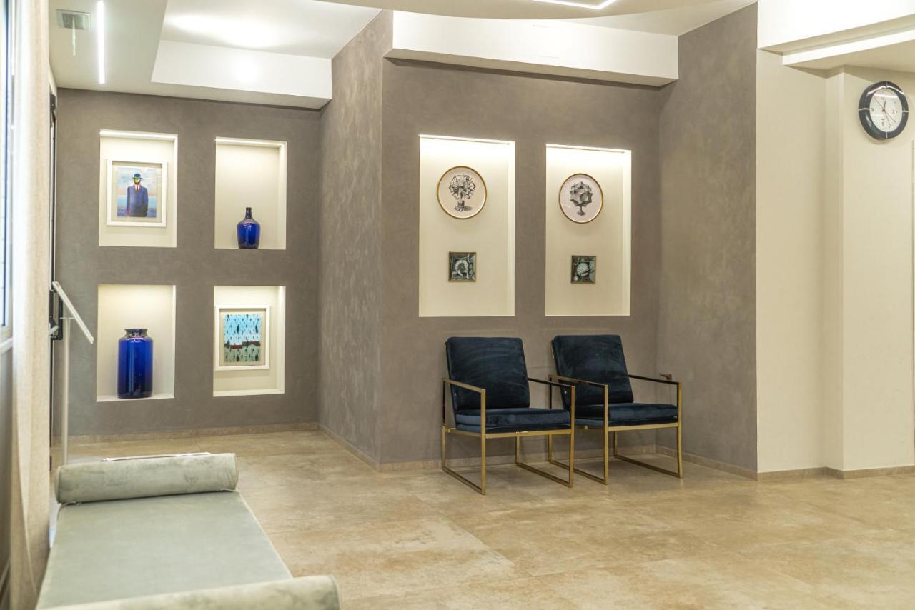 Club Meeting Hotel Римини Екстериор снимка